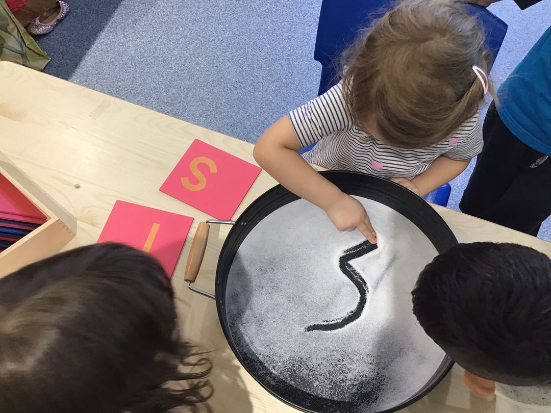 side kindy letters